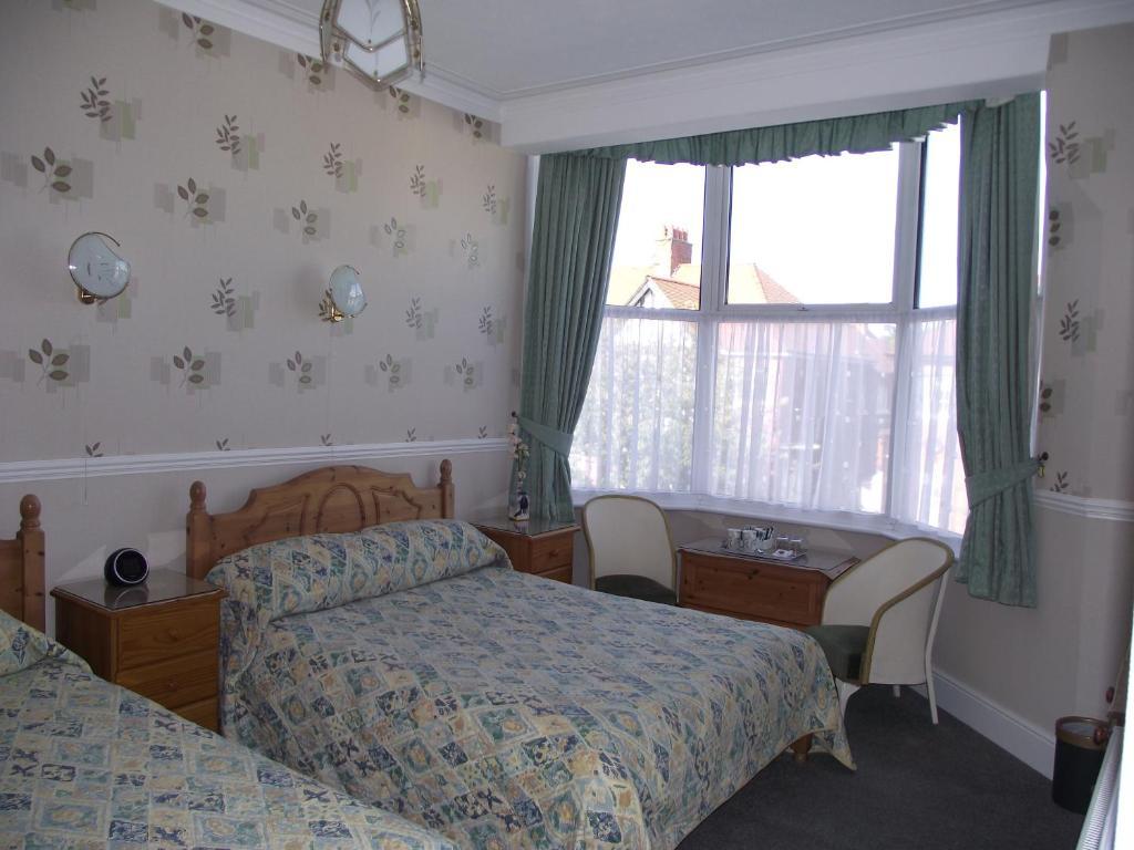Ginnie'S Guesthouse Клийторпс Стая снимка