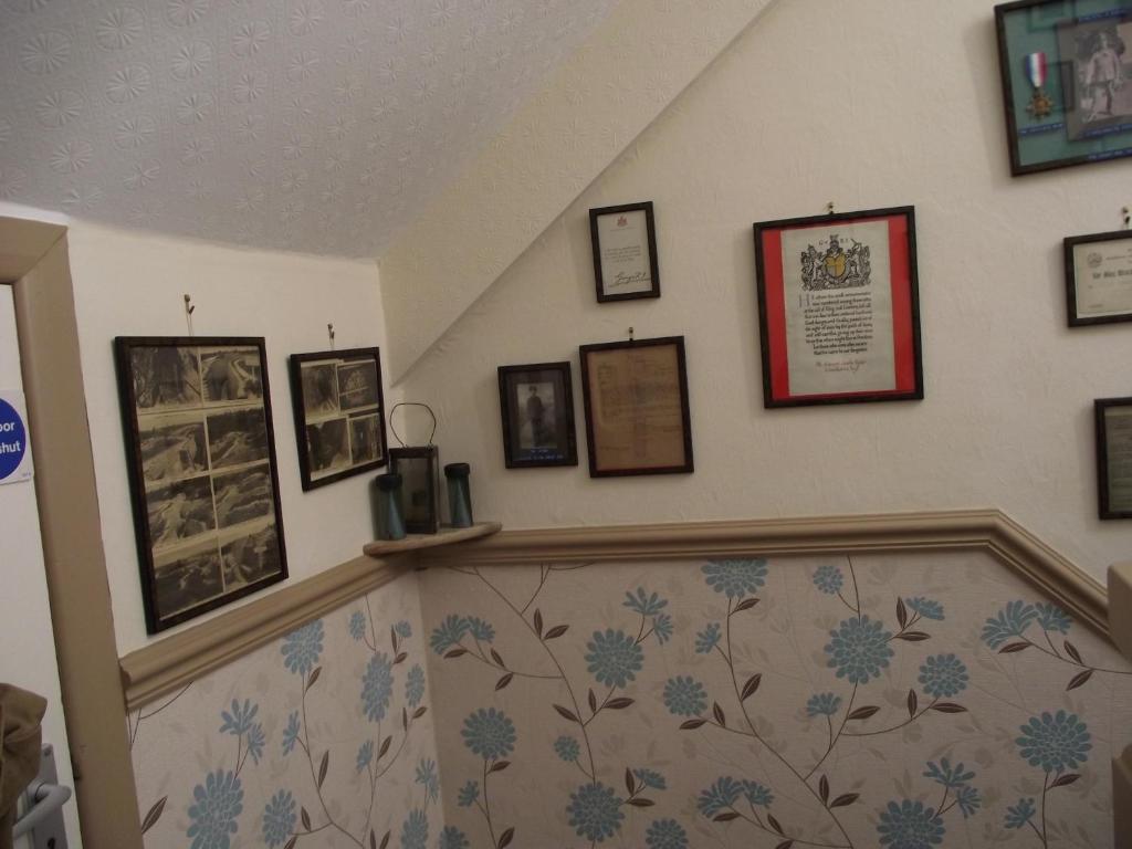 Ginnie'S Guesthouse Клийторпс Екстериор снимка
